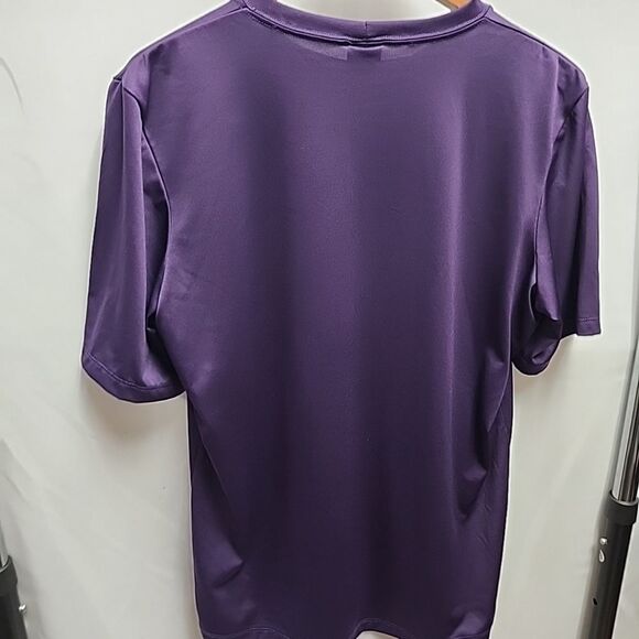 Patagonia Capilene Cool Daily Tee T-Shirt Short Sleeves Solid Purple Men's M - Picture 5 of 9